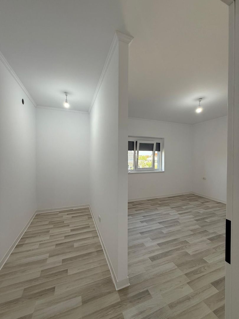 Duplex  3 dormitoare -zona centrala - Dumbravita - Poză 8