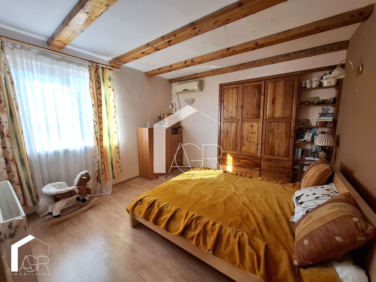 Casa tip duplex cu 6 camere, zona Republicii - Poză 15