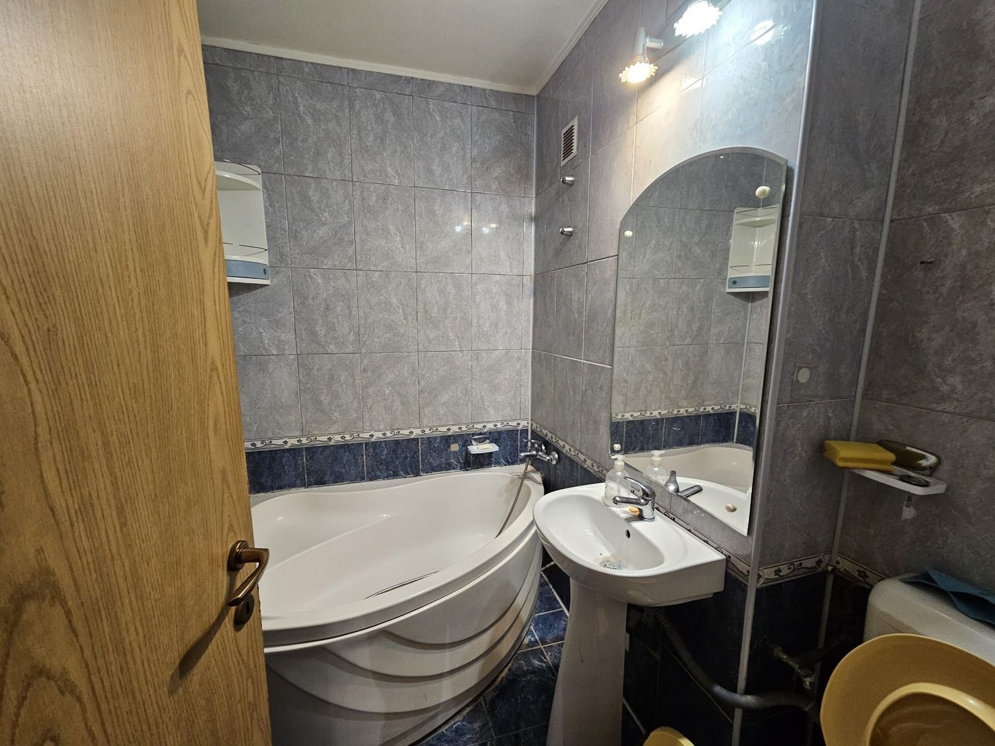 Inchiriere apartament 2 camere, Expo Parc - Poză 4