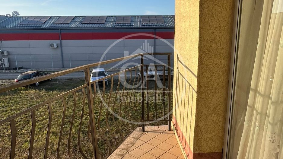 Apartament cu 3 camere de vânzare în Sânmartin, Bihor - Poză 14