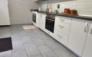 Casa 6 camere 240 mp+ Spatiu Comercial- teren 550 mp-Zona Han - Poză 10