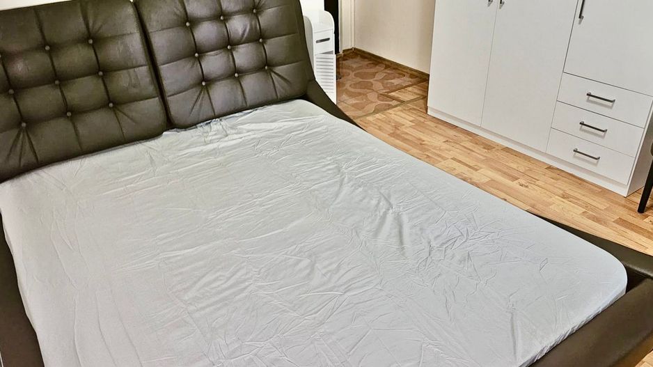 Garsonieră de închiriat – Micro 40, etaj 2, 20 mp + balcon - Poză 2