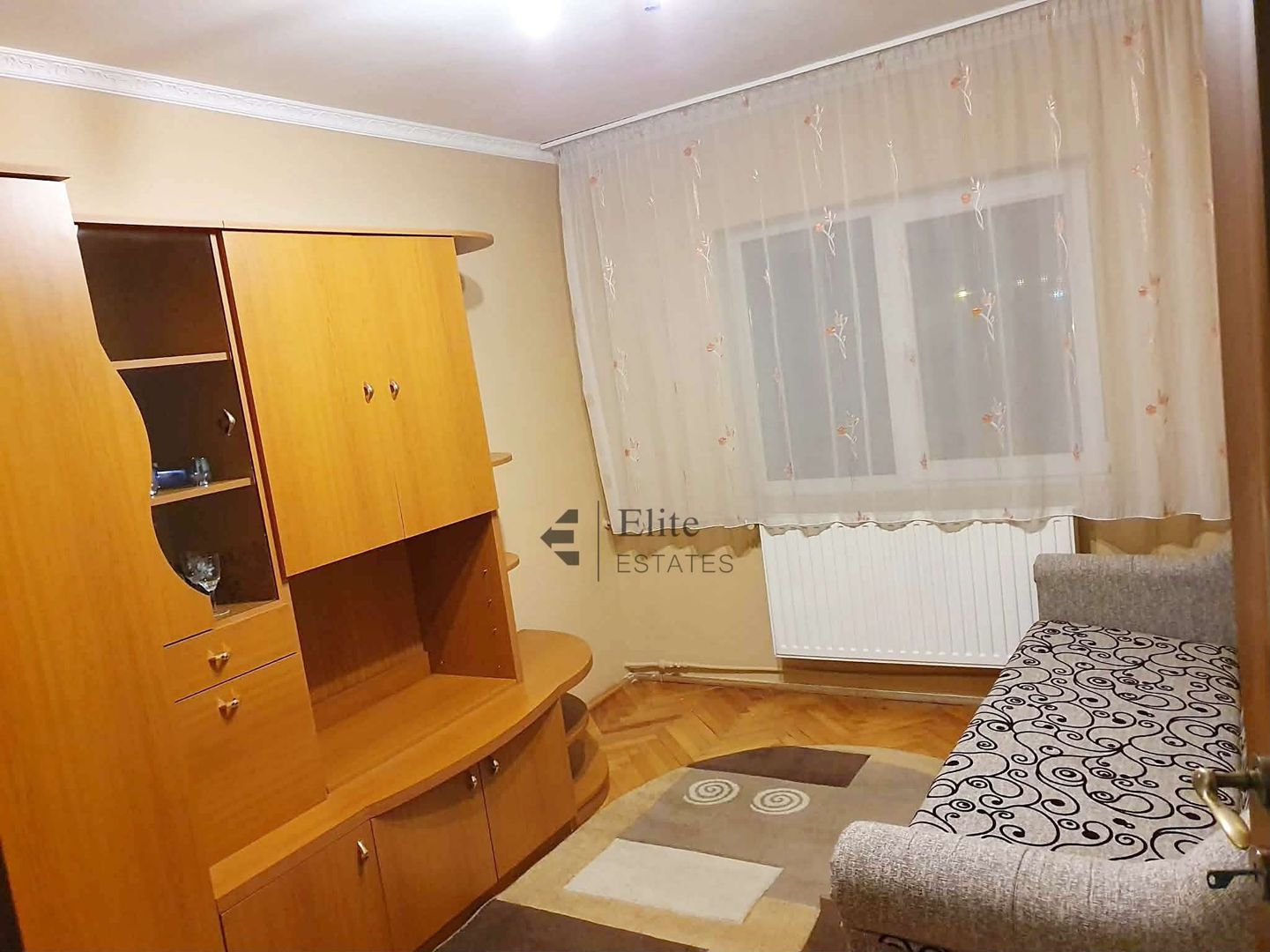 Apartament 3 camere, etaj 1 , zona Cantemir - Poză 3