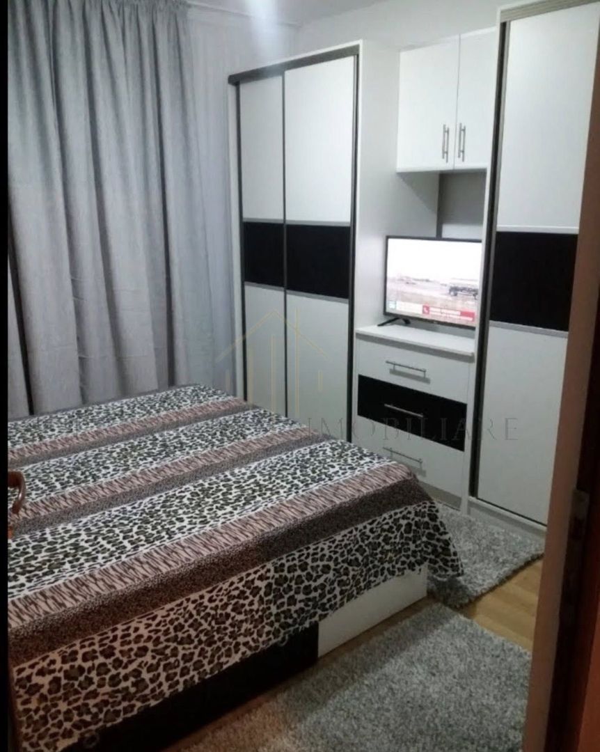 Apartament 3 Camere - Decomandat - Targu Ocna - Poză 2