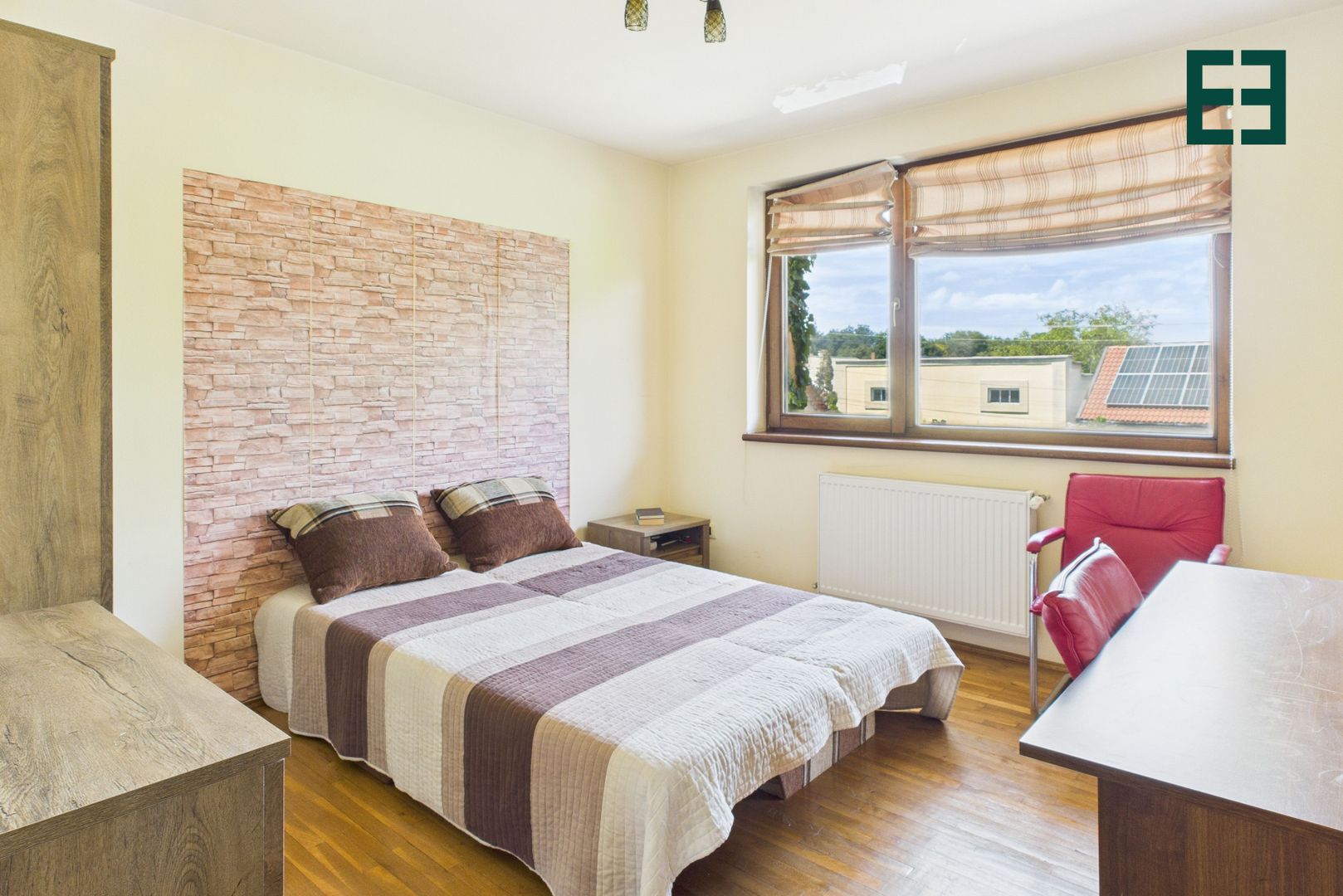 Vilă cu 6 camere - Zona Subcetate - Arad - Poză 31