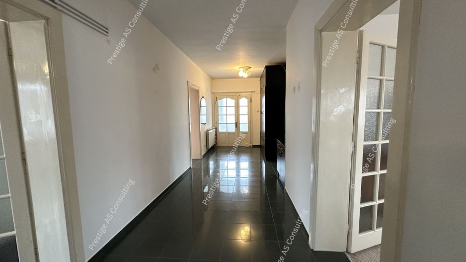 Apartament 3 camere Etaj 1 | Zona Crisan - Poză 3