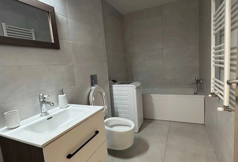 GARSONIERA- ROKA RESIDENCE, CENTRALA, BLOC NOU, BUCATARIE INCHISA - Poză 5