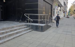 # închiriez spațiu comercial ultracentral - Poză 2