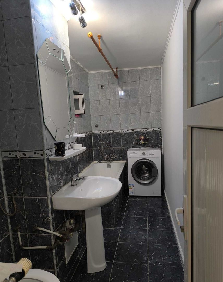 De Închiriat 2 Camere, Bd. Unirii,  3 Balcoane, Loc de Parcare - Poză 6