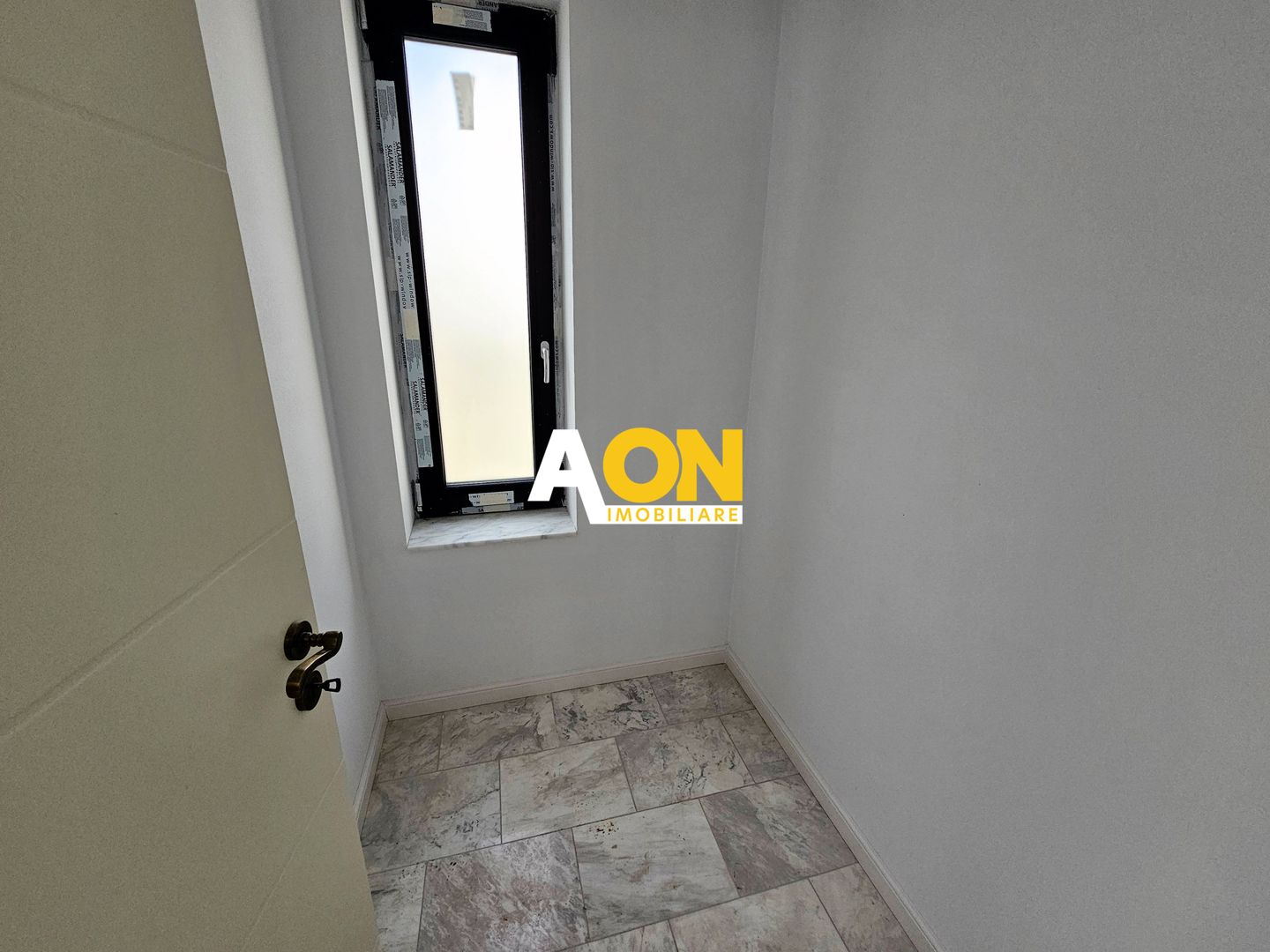 Casa individuala de vanzare, 4 camere, 2 bai, 448mp teren - Poză 14