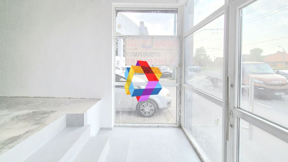 Spațiu de vânzare Brașov - 28 mp cu trafic auto intens - Poză 7