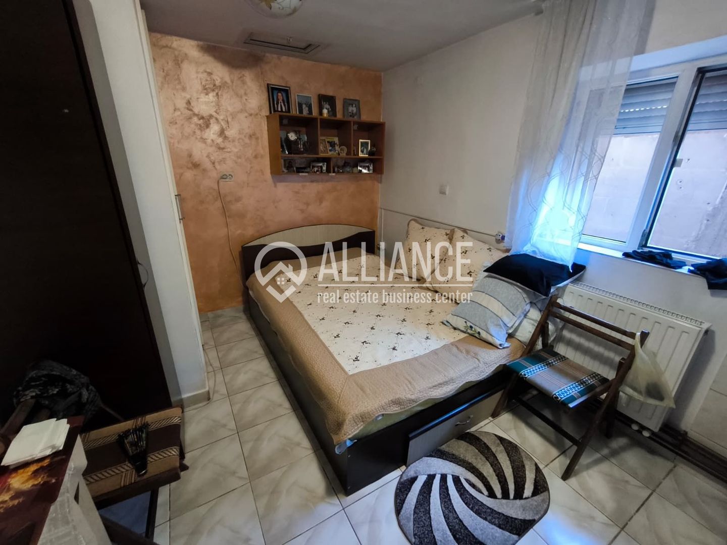 VIILE NOI - casa cu o curte generoasa disponibila imediat - Poză 9