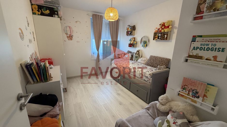 SAD. Pozitie excelenta. Gradina proprie. - Poză 12