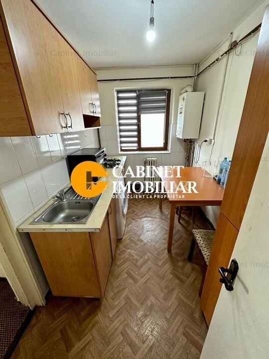 Apartament cu 2 camere decomandat - Etaj Intermediar - Fara risc - Podu Ros - Poză 4