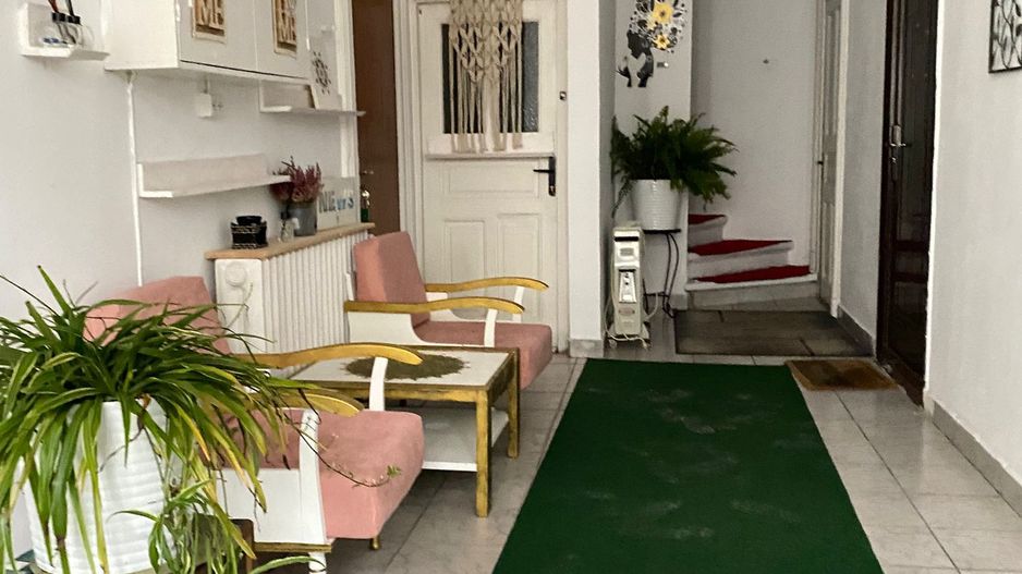 De Vanzare Vila Interbelica, 8-10 Camere, Romana - Zodiac - Poză 1