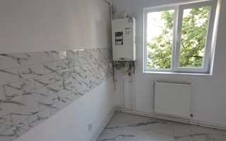 2 camere decomandat Gh lazar-McDonalds - Poză 4
