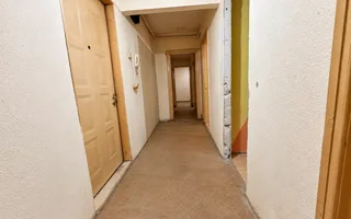 3 camere | Etaj 1 | 2 băi | 2 debarale | Decomandat | Zona Vitan - Poză 13