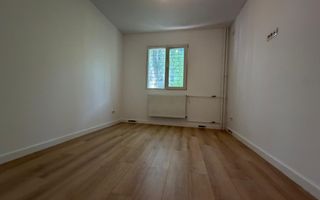 Apartament 3 camere  67 mp/ RENOVAT/ SECTOR 3/  5MIN METROU TITAN - Poză 4