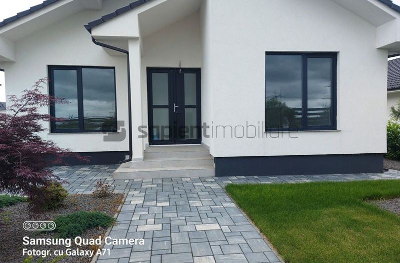 Casa noua in cartierul Viena Residence - Poză 1