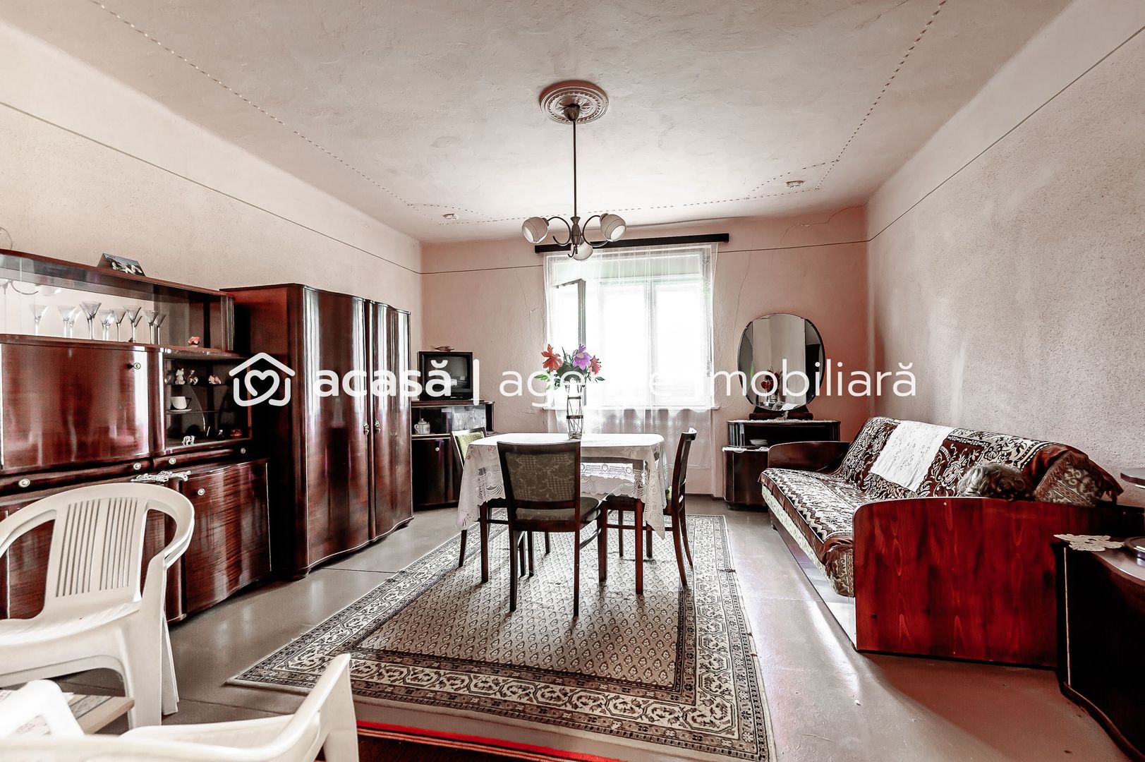 Casă cu 3 camere Peregul Mic - Poză 2