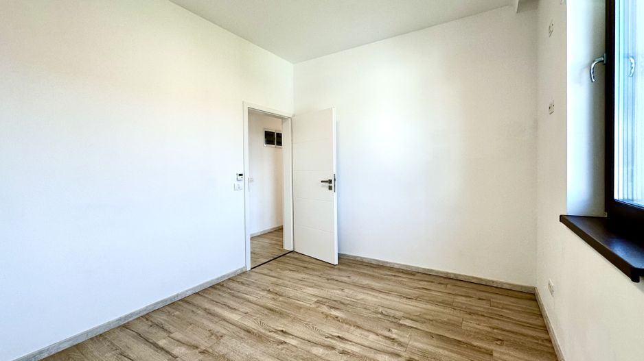 Casa de inchiriat la Liziera Pădurii - intrarea in Dumbrăvița - Poză 10