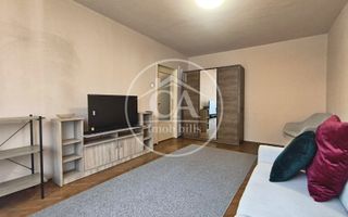 Apartament de vanzare cu 3 camere  in zona Centrala, Oradea - Poză 3