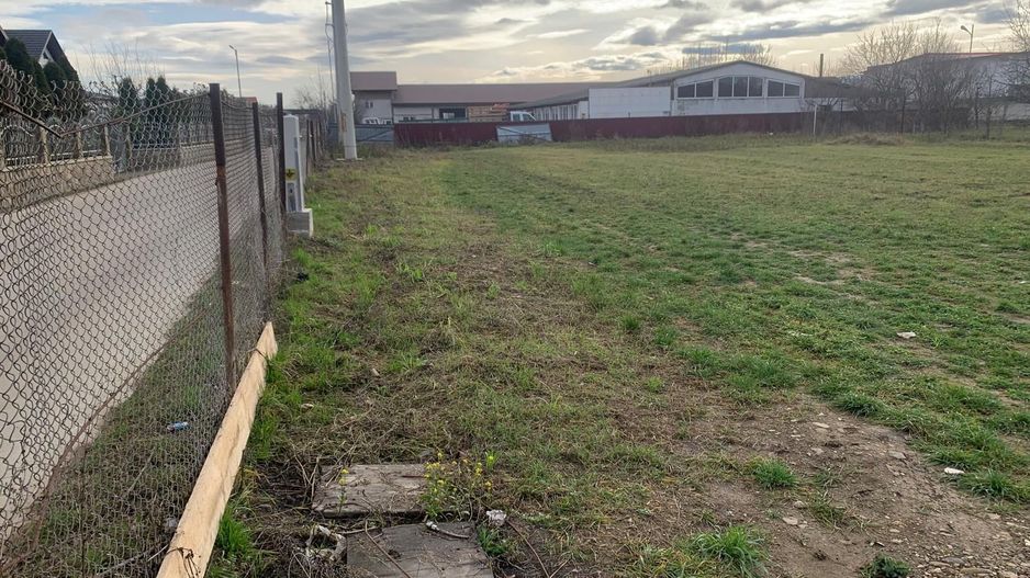 TEREN DE INCHIRIAT /MARGINEA 2000 mp - Poză 7