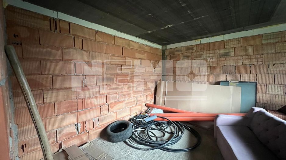 Casa la Rosu | 821Mp | Dornesti - Poză 18