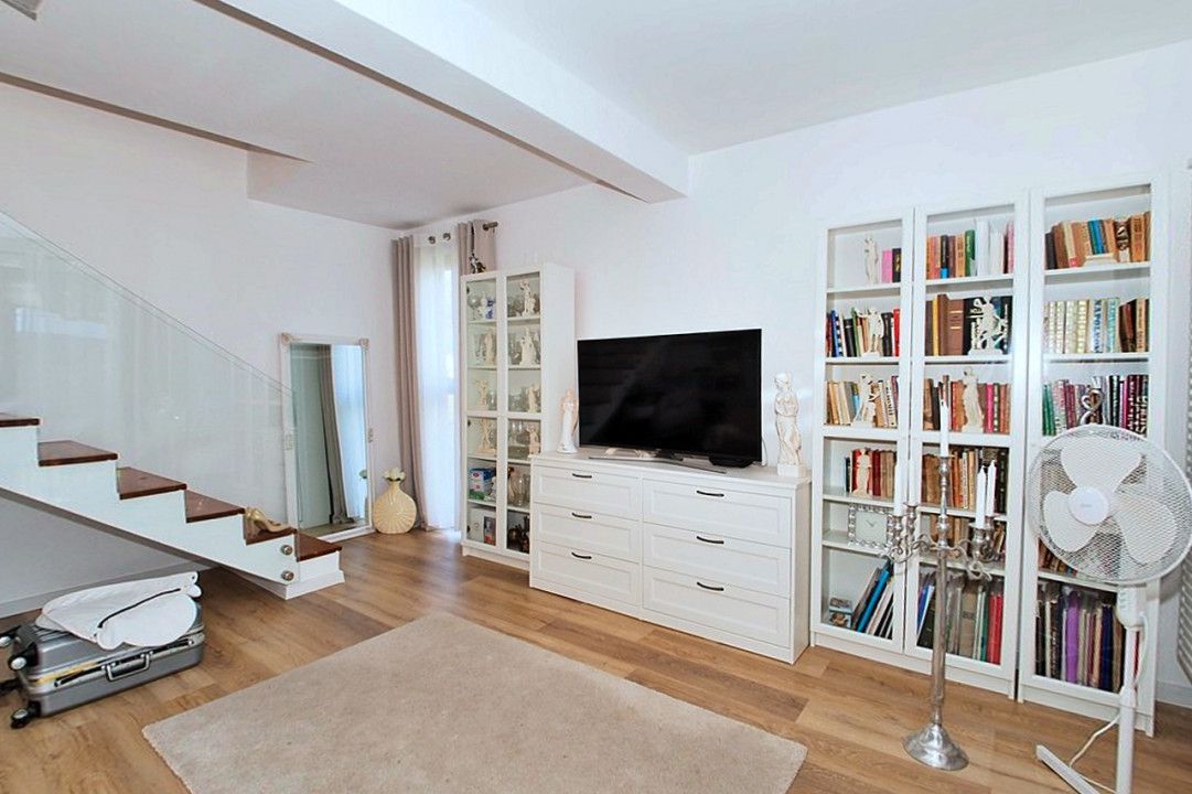 Vanzare vila de Lux, Stefanesti zona Lidl - Poză 14