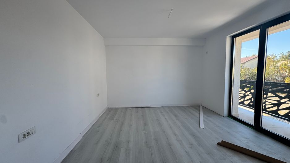 Vila 5 camere Otopeni Central-bucatarie si finisaje incluse - Poză 15