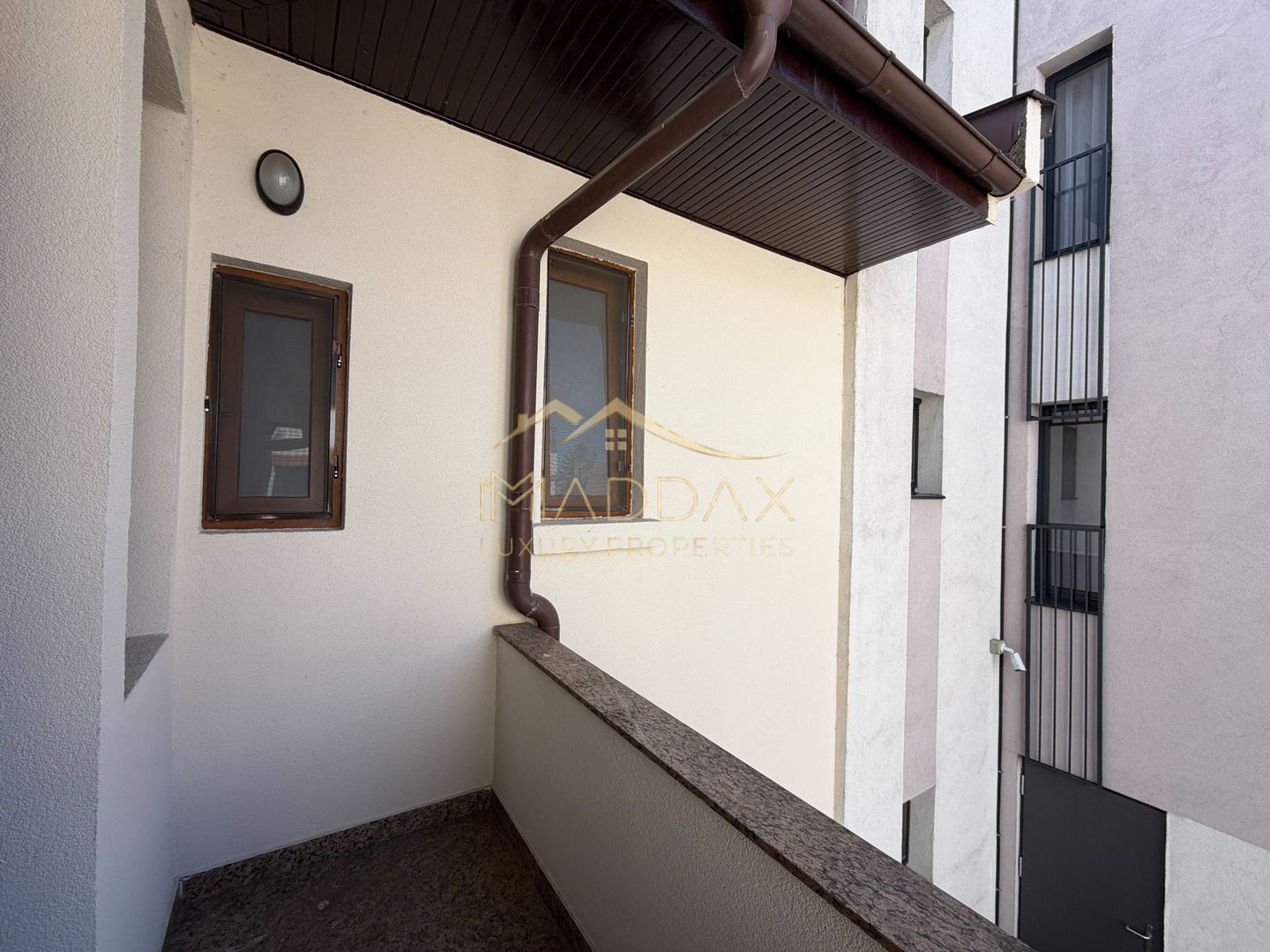 Apartament de inchiriat /4 camere in vila *153mp* +parcare / Dorobanti Capitale - Poză 31