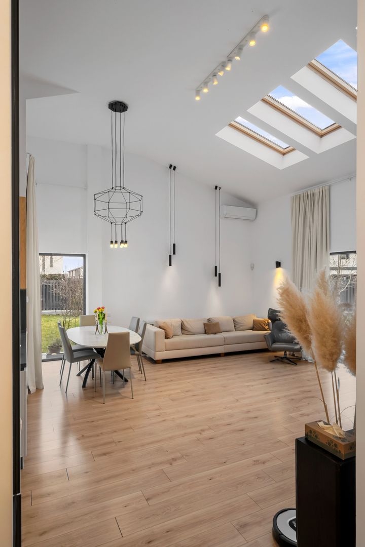 Vila pe parter cu 5 camere  | 655 mp teren | dotata cu panouri solare - Poză 4