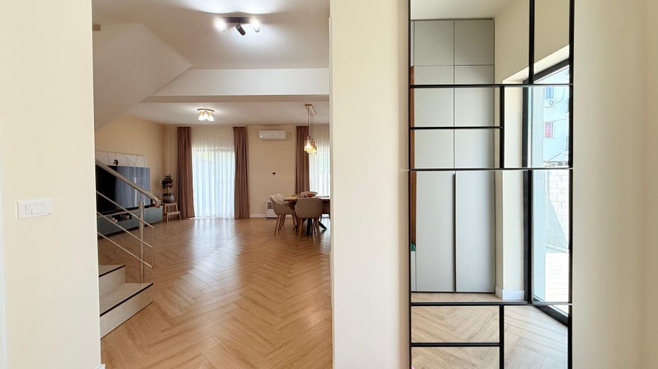 Vila 4 camere | 3 dormitoare | 3 bai | Gradina | Toate Utilitatile - Poză 3