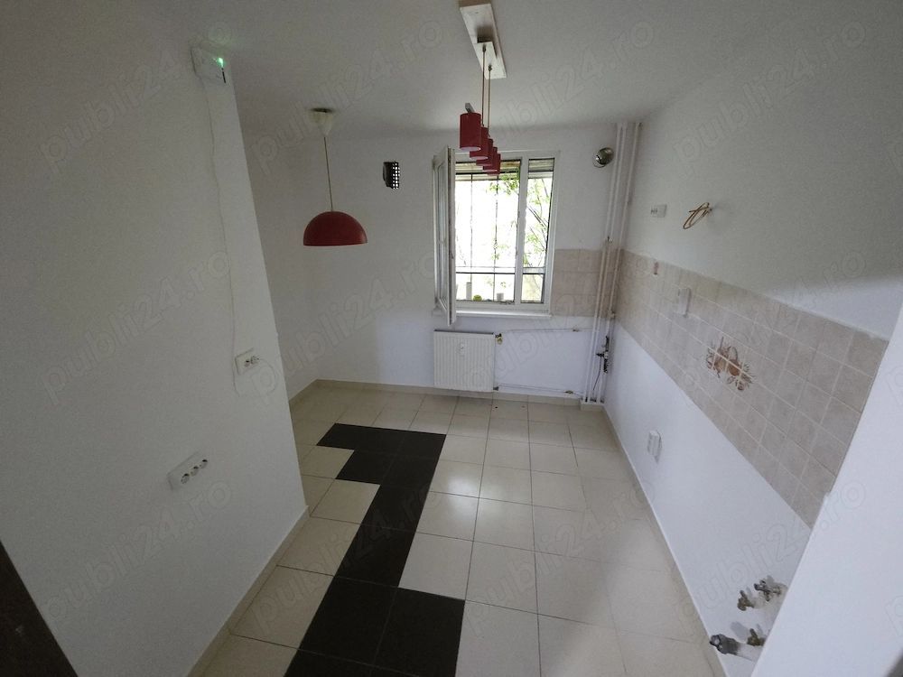 Apartament 3 camere zona Ozana - 1 Decembrie 1918 - Poză 1