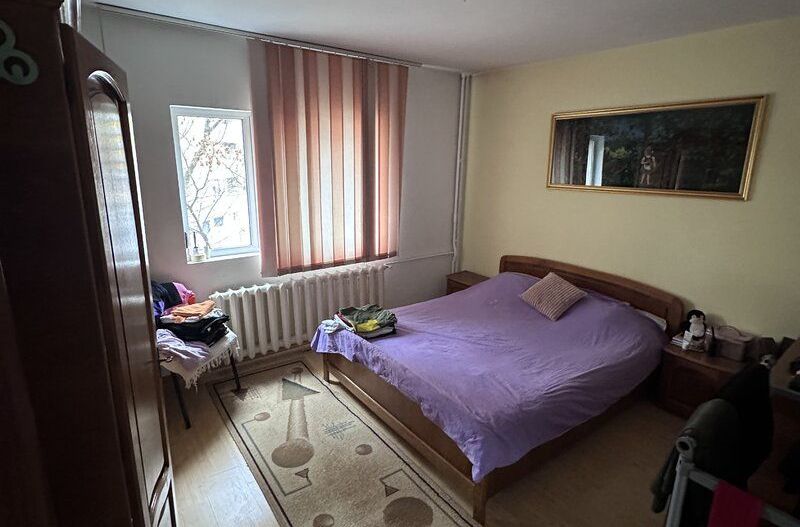 Apartament 3 camere zona Basarabiei - str. Carei - Poză 2