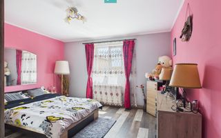 Casă spațioasă cu grădină în Topolovățu Mare - Poză 23