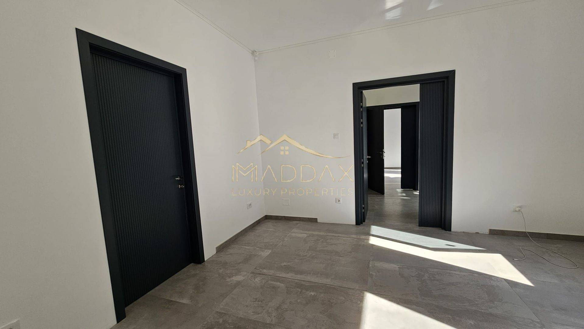 Sediu Birouri 140 mp | Vilă Individuală Singur Curte | Zonă Centrală | Parcare - Poză 15