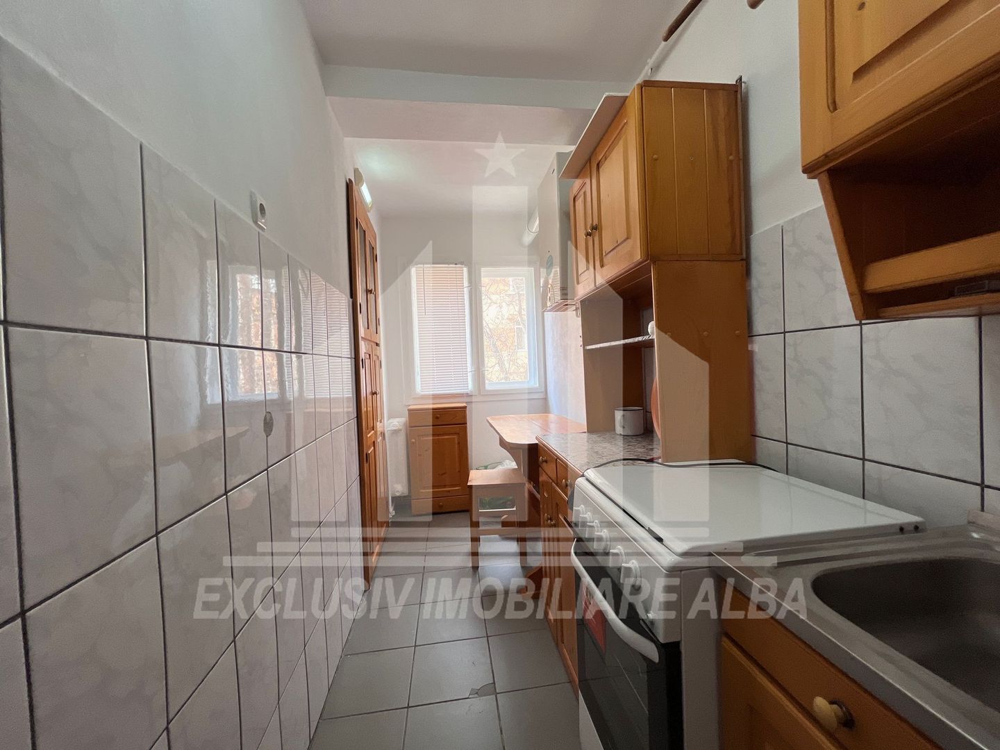 Garsoniera de inchiriat, Cetate - Poză 2