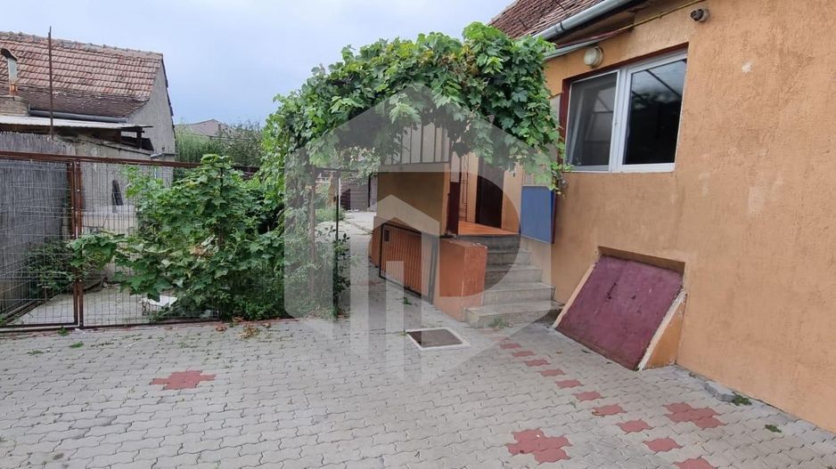 Casa de inchiriat | 2 Camere | Lazaret | 80mpu | Individuala |Pivnita - Poză 1