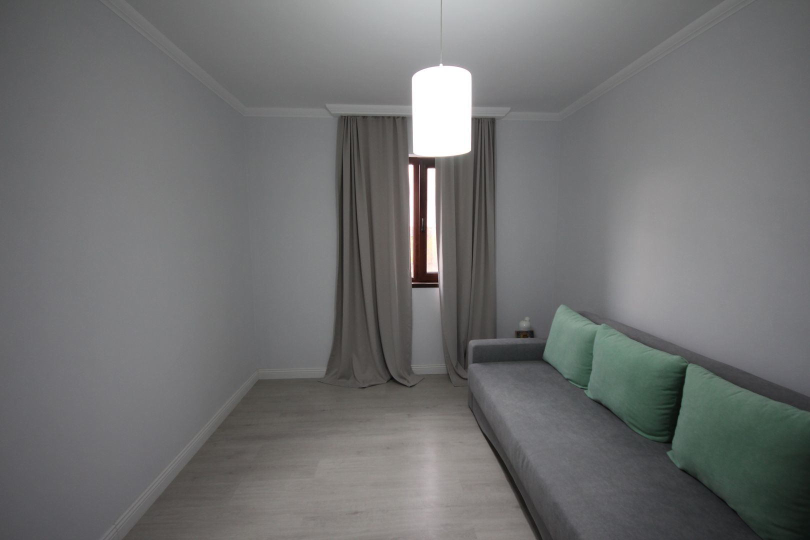 Modern si primitor - Poză 39