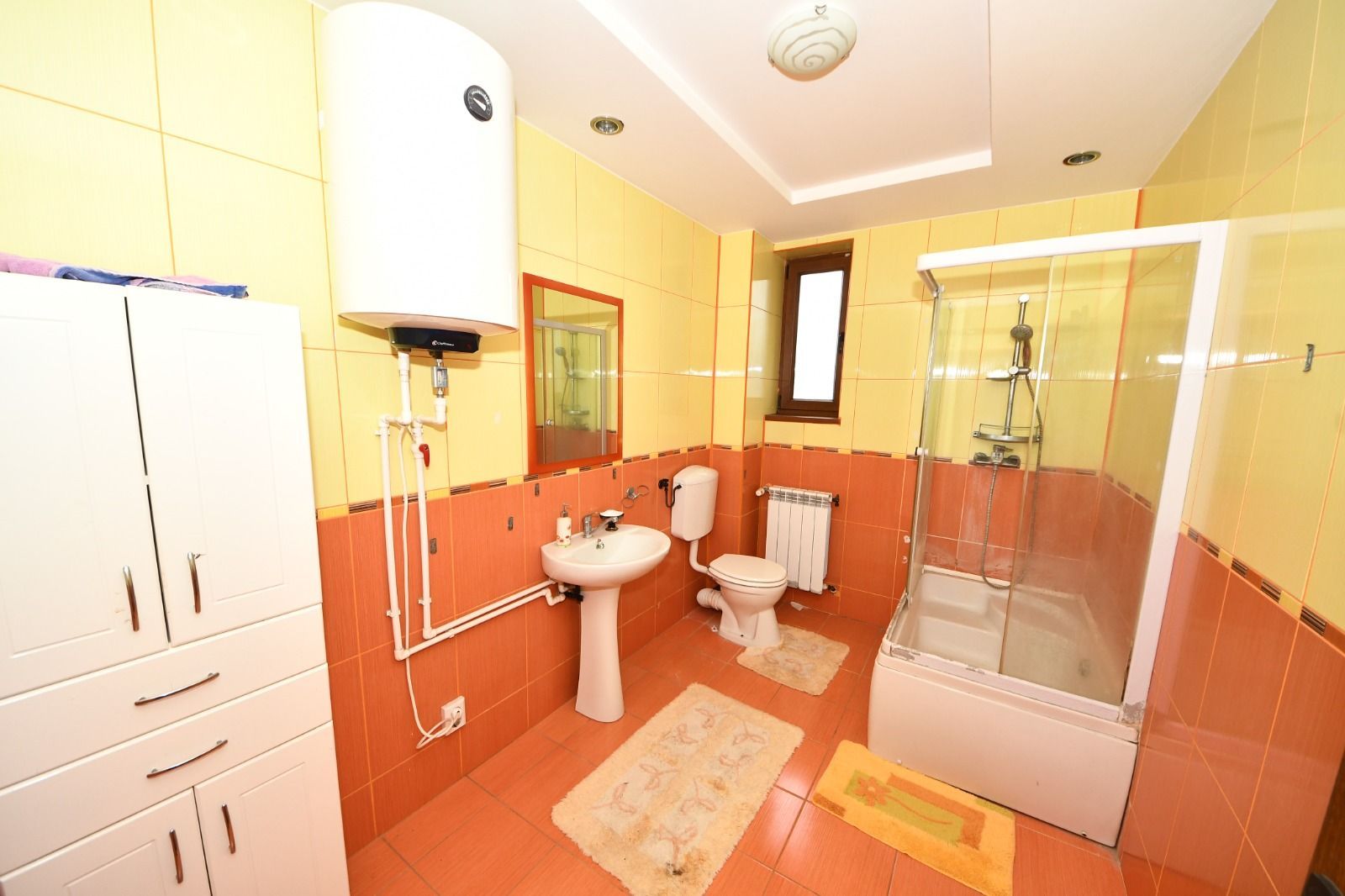 Vila spatioasa, constructie solida, zona micro 17 – Galati - Poză 55