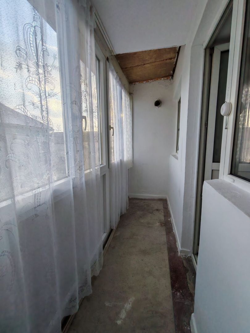 3 camere - zona Big - 2 balcoane spatioase inchise - Poză 7