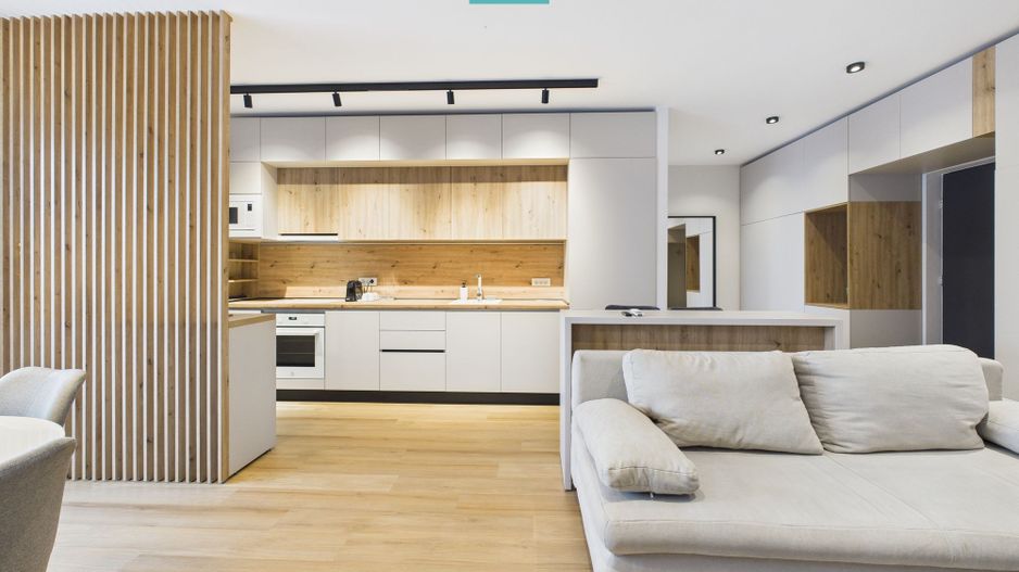 Apartament spațios, vedere și facilități premium - Poză 13