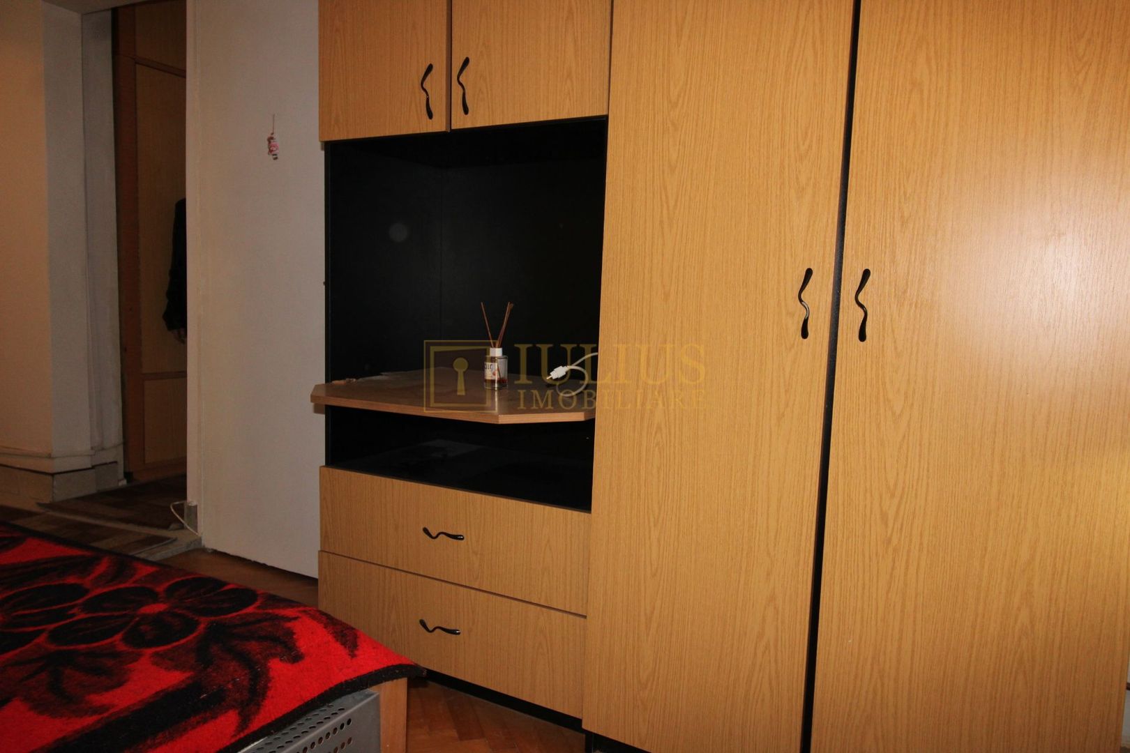 3 camere, situat in Complexul Studentesc, centrala proprie, familie, studenti - Poză 10