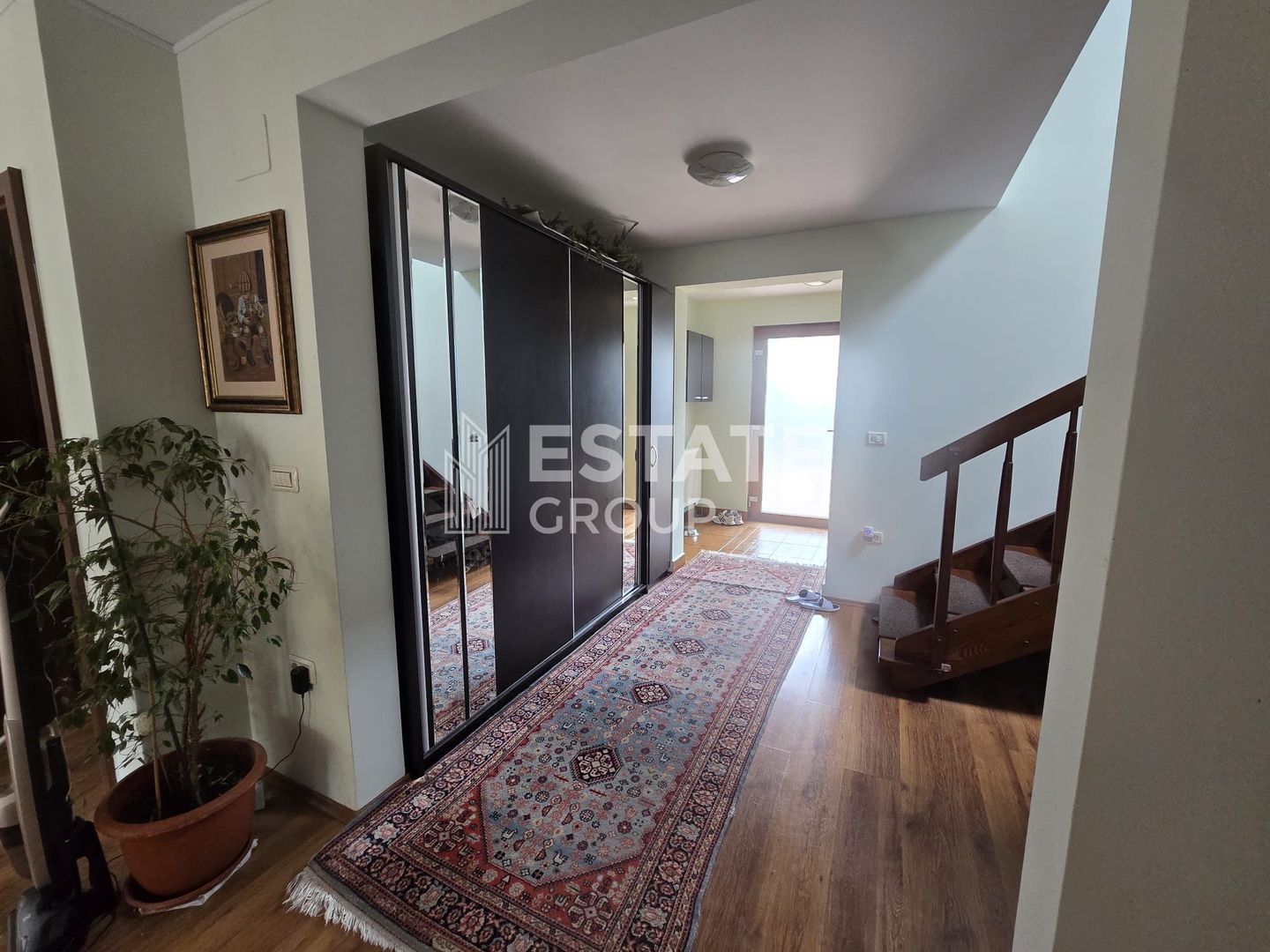 Casă individuală cu 4 camere in Dumbrăvița - Poză 8