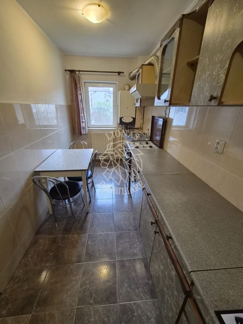 Apartament decomandat 2 camere 50 mp+2 balcoane-etaj 2-Zona Pompieri - Poză 2