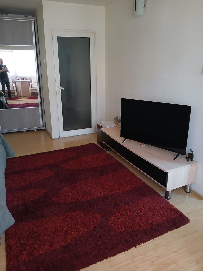 ofer spre vanzare garsoniera zona Crisan, etaj 3 - Poză 2