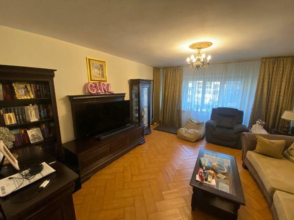Apartament 3 camere Matei Basarab - centrala proprie - Poză 3