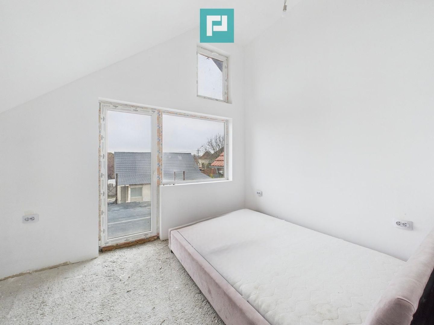 Pensiune cu potențial ridicat - Curtici, Jud, Arad - Poză 10