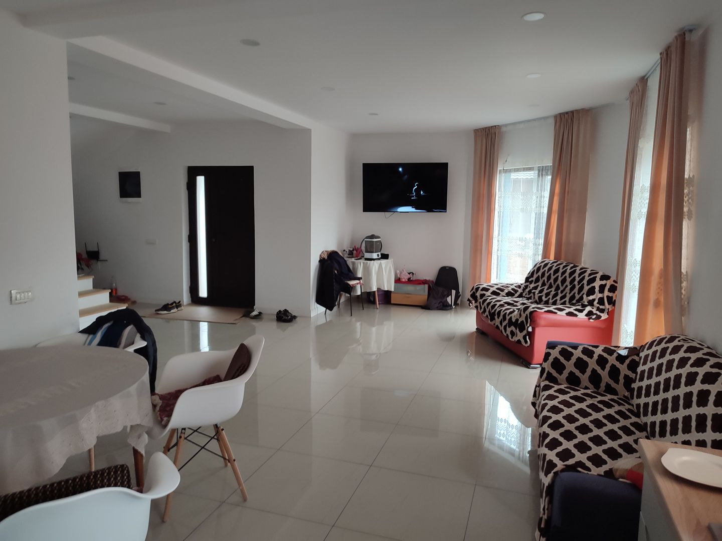 Sanandrei, Spurafete generoase, drum asflatat - Poză 5